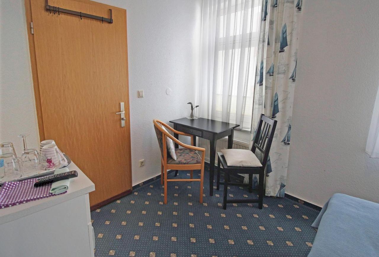 Ferienzimmer In Der Villa Ostseelilie Sassnitz Luaran gambar